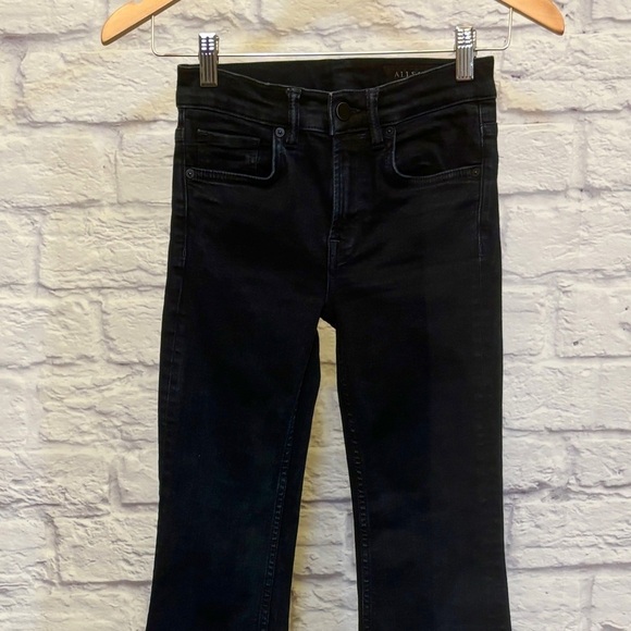 AllSaints 25 Heidi Cropped Flare Women’s Jeans Dark Indigo Blue Raw Hem Stretch - Picture 4 of 10